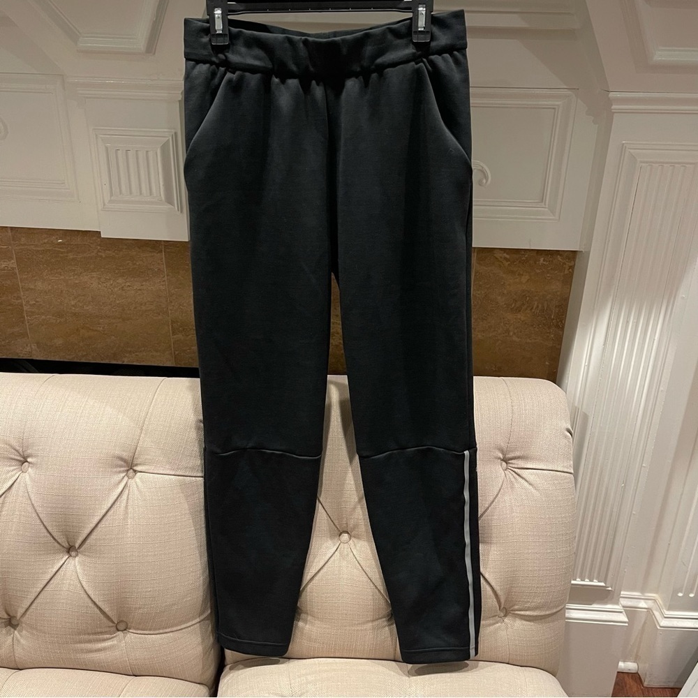 AY: Adidas Boston Marathon Black Running Pants Men’s size M